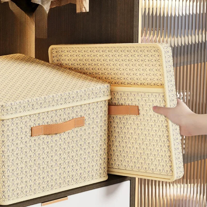 Large Capacity Clothes and Quilt Storage Box
