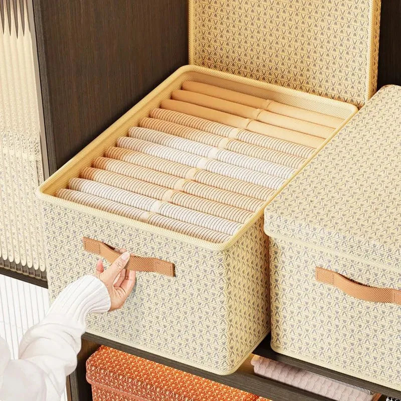 Large Capacity Clothes and Quilt Storage Box
