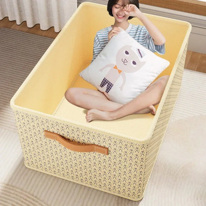 Large Capacity Clothes and Quilt Storage Box